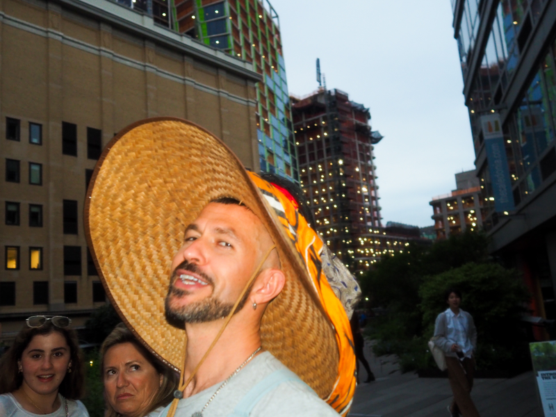 Illustration for article titled A HIGH LINE HAT PARTY